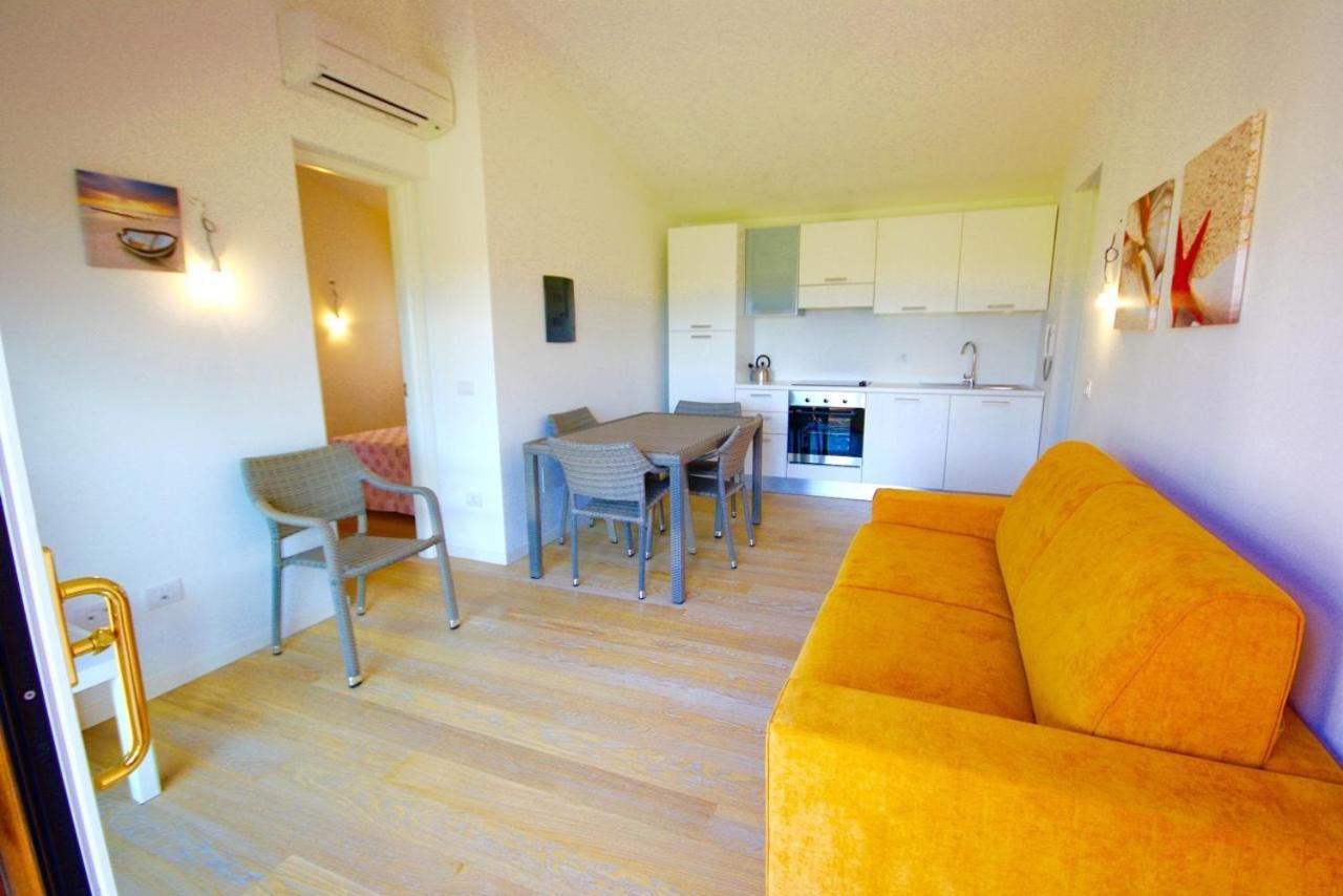 ポルト・ロトンド Residenze Dei Fioriヴィラ 部屋 写真