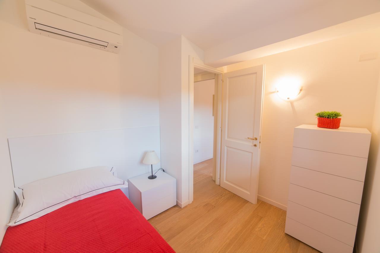 ポルト・ロトンド Residenze Dei Fioriヴィラ エクステリア 写真