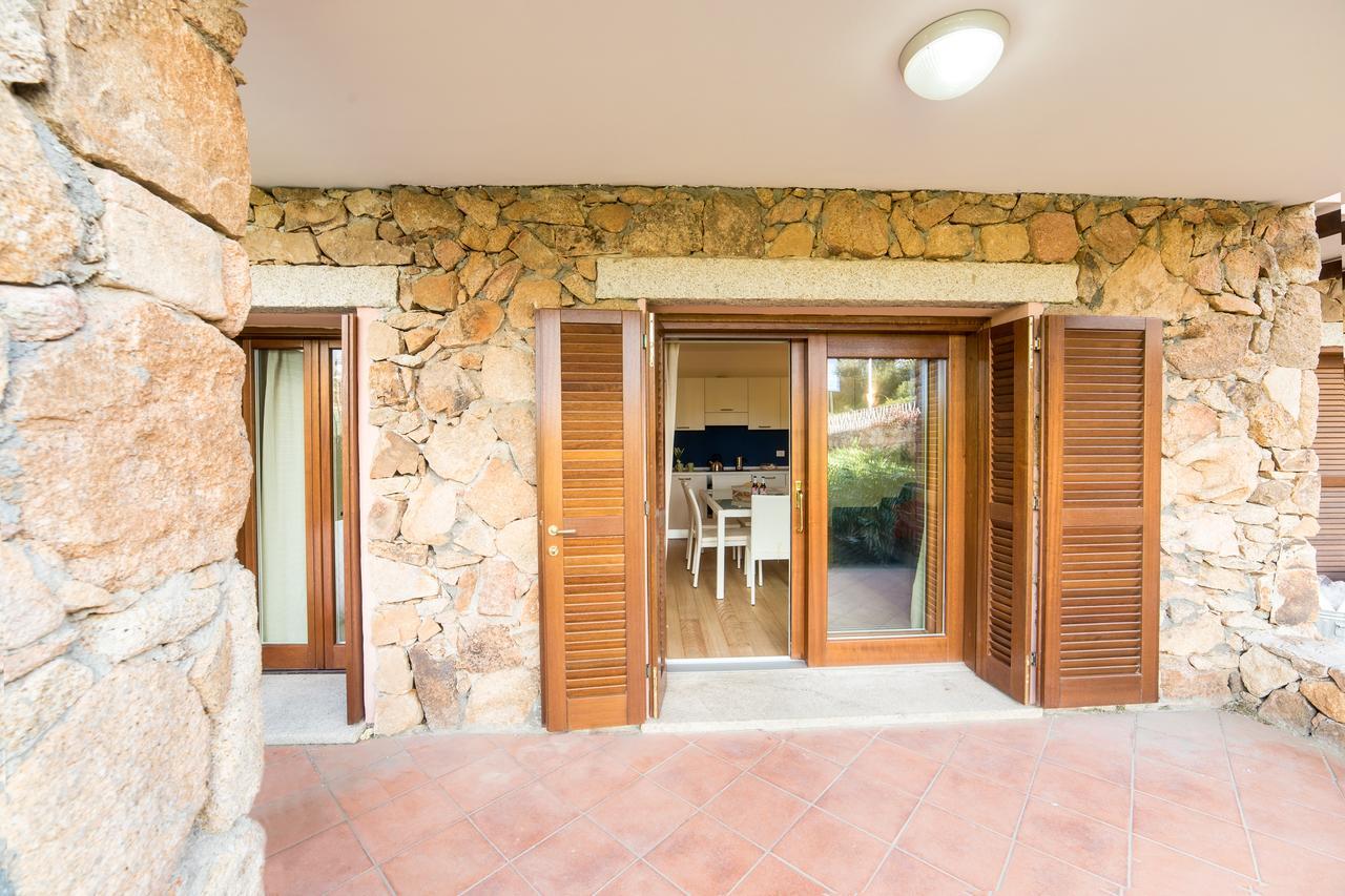 ポルト・ロトンド Residenze Dei Fioriヴィラ エクステリア 写真