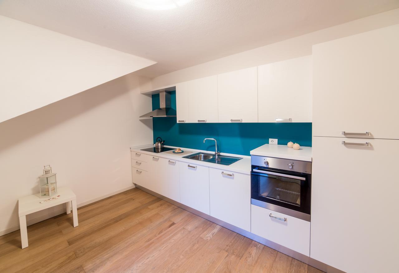 ポルト・ロトンド Residenze Dei Fioriヴィラ エクステリア 写真